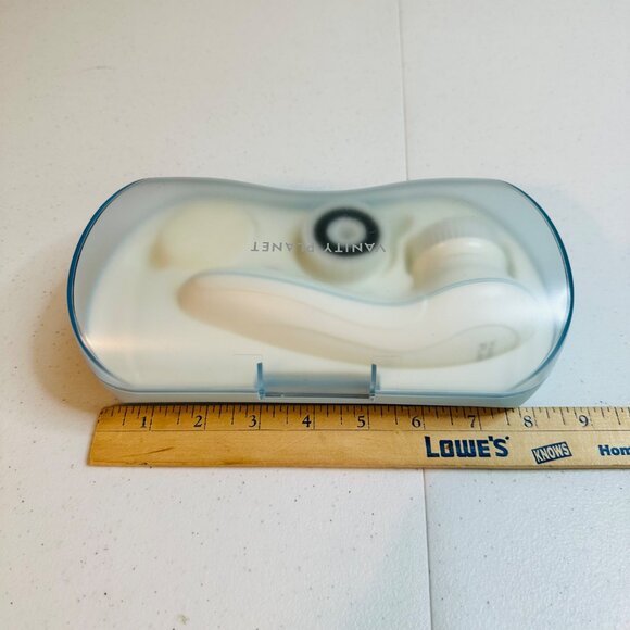 Vanity Planet Body and Facial Cleansing Brush Kit 3 Interchangeable Brushes - Picture 13 of 14